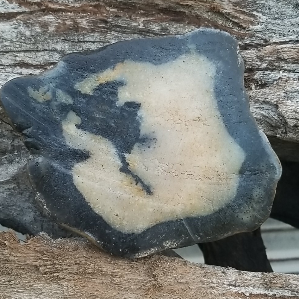 Agate, Kentucky agate, sliced,lightly polished